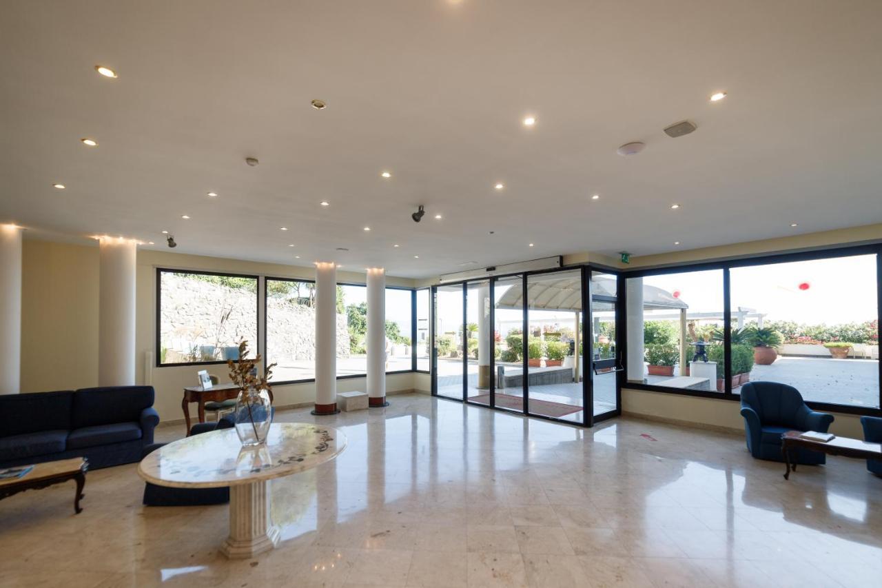 טורה דל גרקו Hotel Sakura מראה חיצוני תמונה