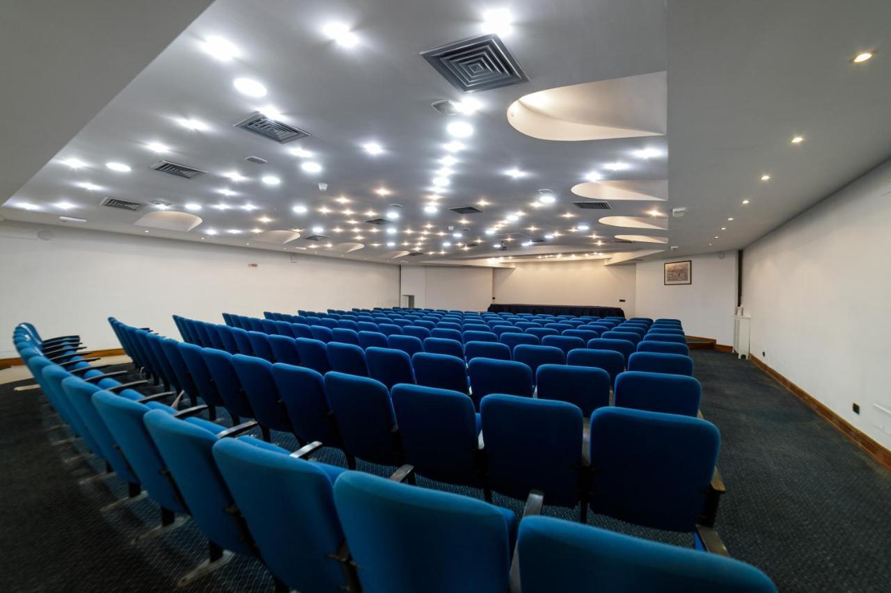 טורה דל גרקו Hotel Sakura מראה חיצוני תמונה