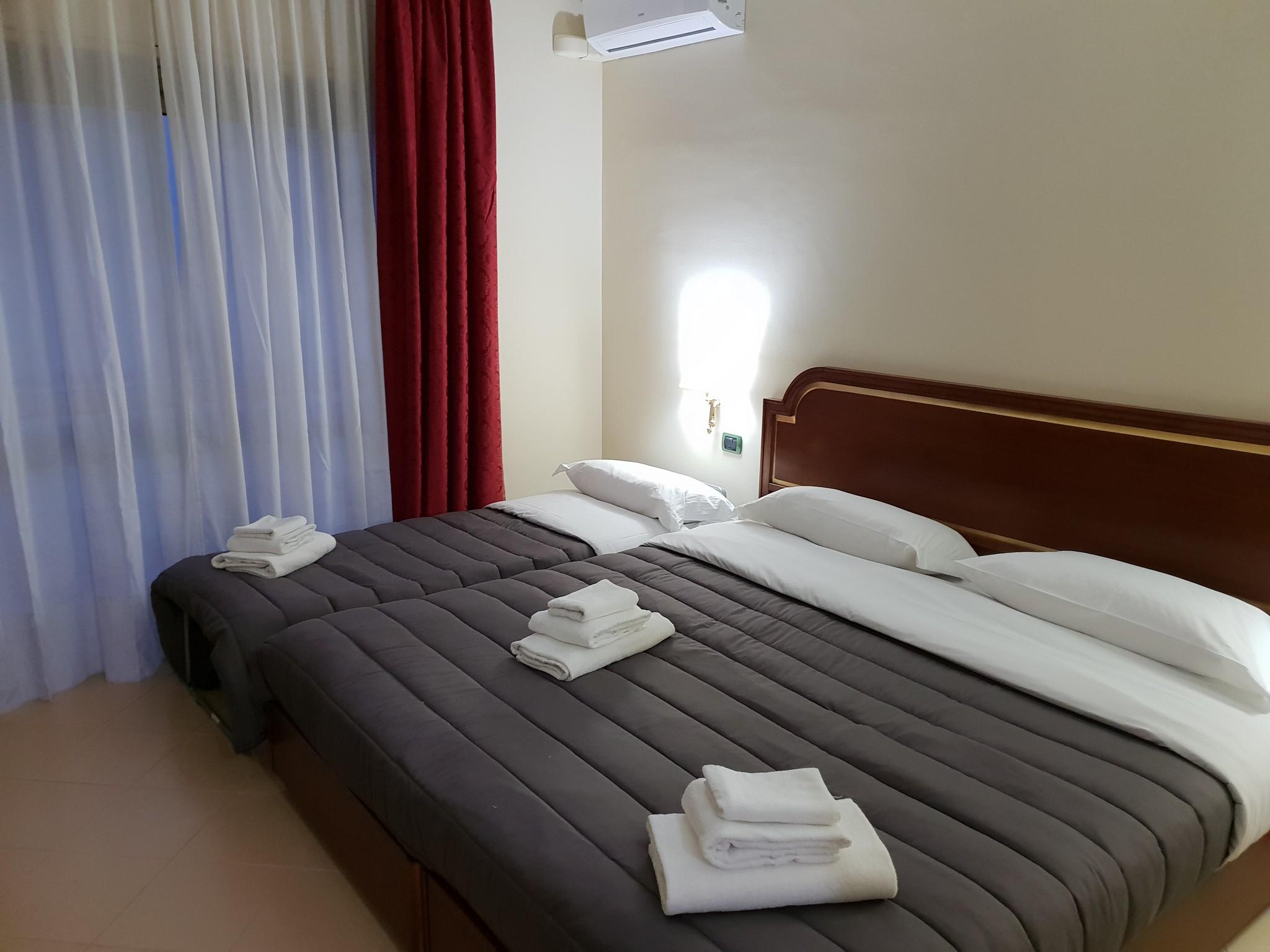 טורה דל גרקו Hotel Sakura מראה חיצוני תמונה